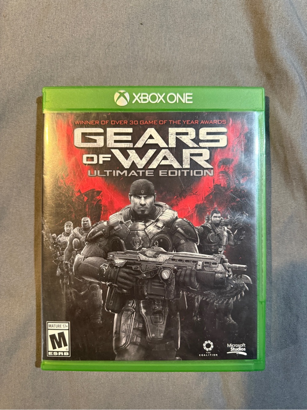 Xbox One - Gears of War Ultimate Edition (Black & Red)